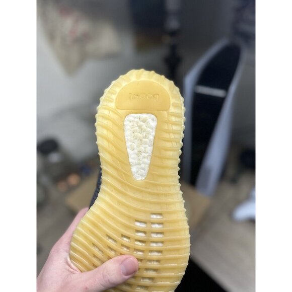 Adidas Yeezy Boost 350 V2 Low Carbon Size 6 Women's Size 7.5 - Picture 3 of 6